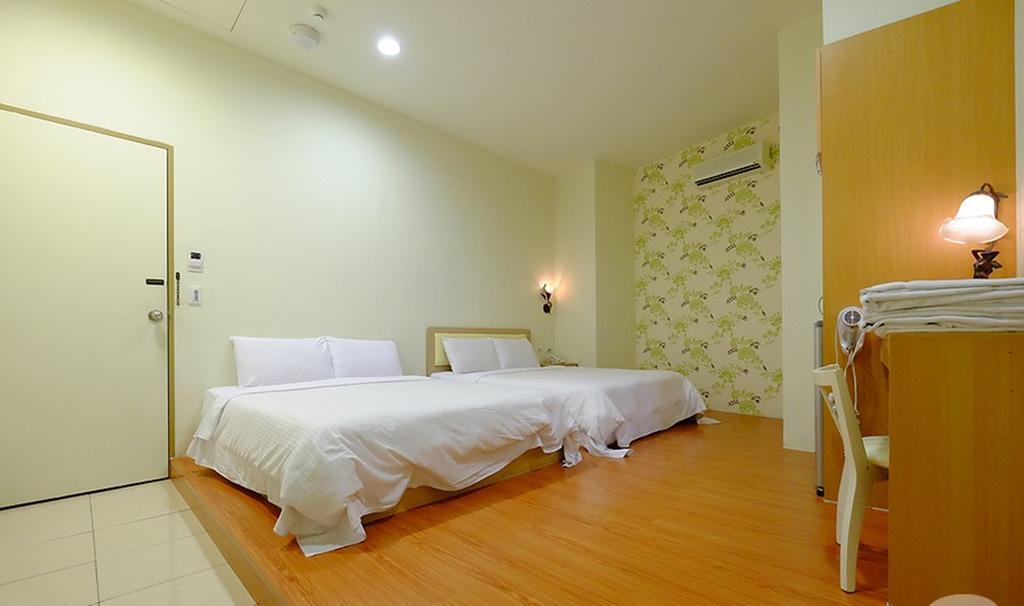 Green Park Commercial Hotel Tainan Exterior foto
