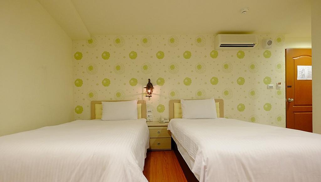 Green Park Commercial Hotel Tainan Exterior foto