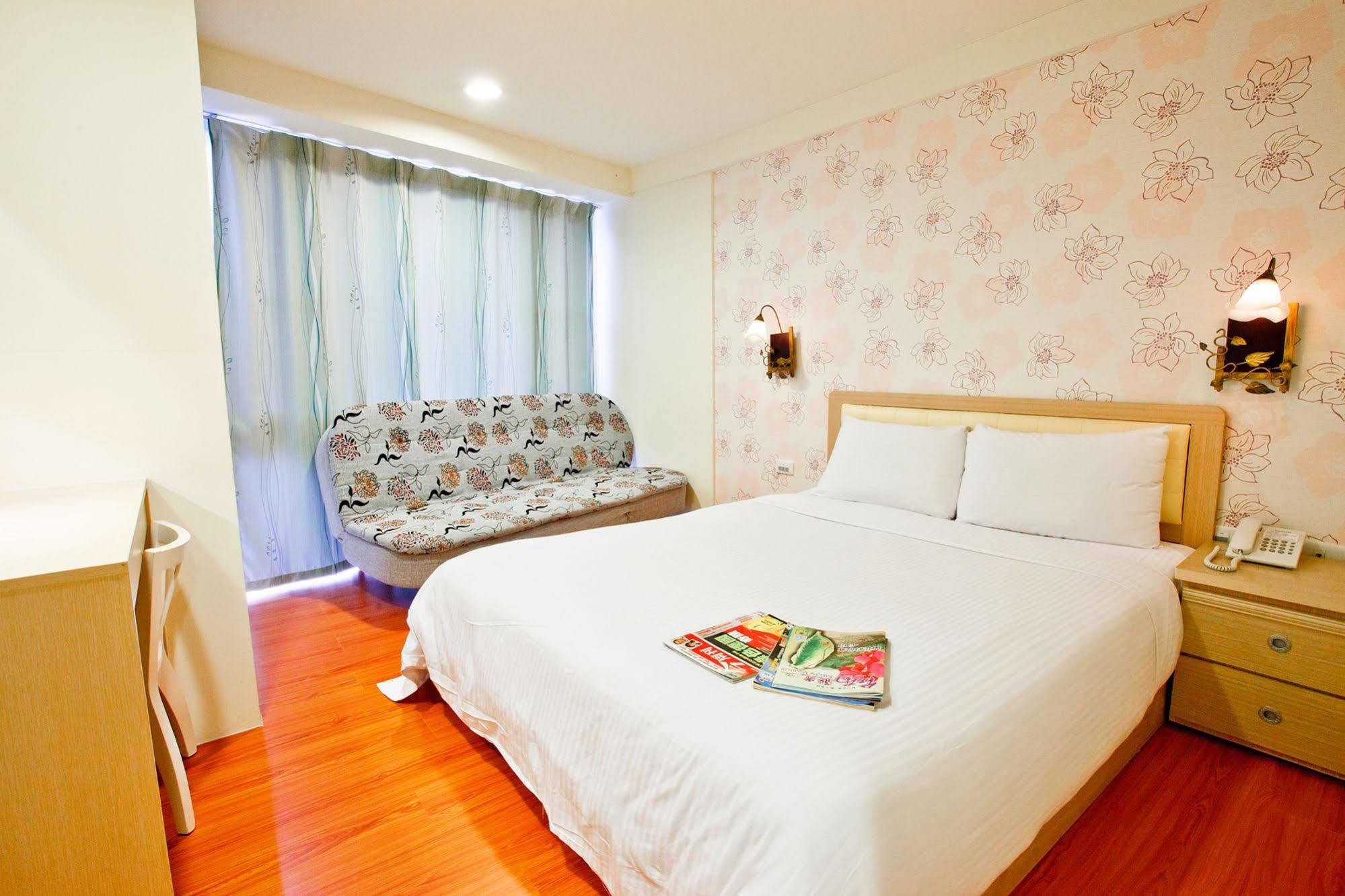 Green Park Commercial Hotel Tainan Exterior foto